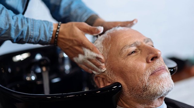 درآمد آرایشگر مردانه لاین گریم